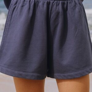 Daily Drills Shorts
BRAND NEW WITH TAGS!
they are perfect- just not my style!